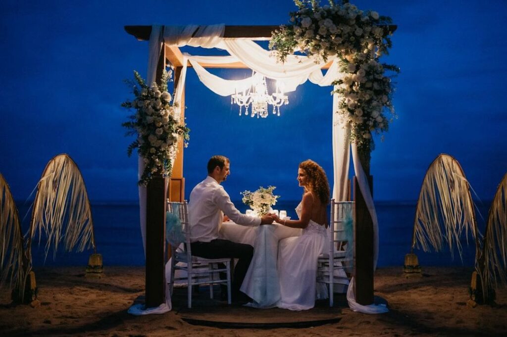 Romantic Candlelight Dinners at Beach Resorts in Nusa Dua